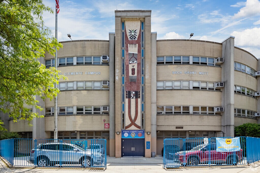 Science and Technology Academy A Mott Hall School Rankings, Reviews