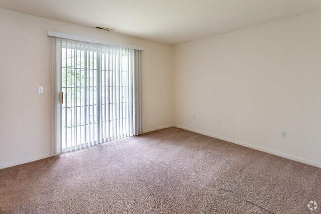Lake Pointe Apartment Homes, Portage, IN 46368 - photo 3