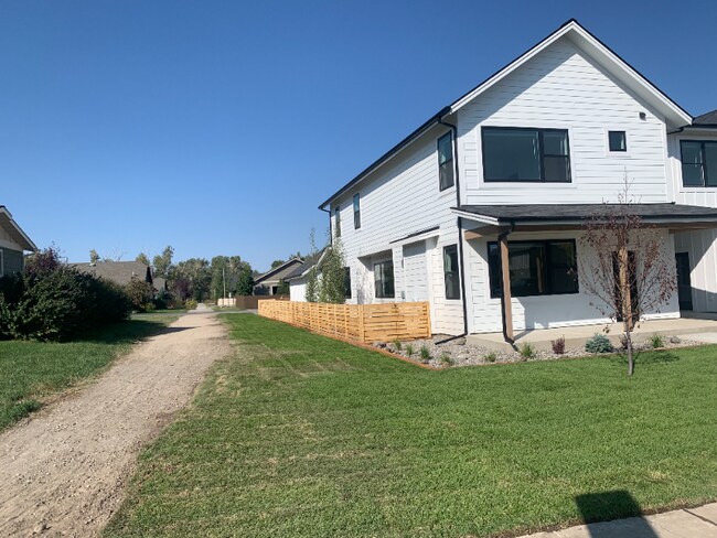 3393 S 27th unit B, Bozeman, MT 59718 - photo 4