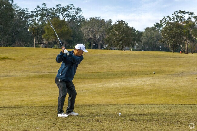 Sanford locals enjoy easy access to many local golf courses in Seminole and nearby counties.