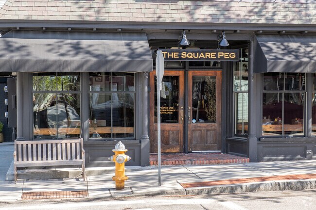 The Square Peg offers fine dining in the heart of downtown Warren’s historic district.