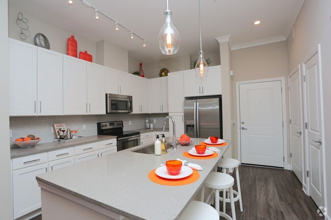 Reserve Decatur Apartments, Decatur, GA 30033 - photo 2