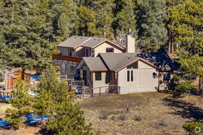 Large mountain contemporary estates in Evergreen Meadows range from $1 million to $1.7 million.
