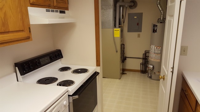 Big Laundry, Gas furn & AC