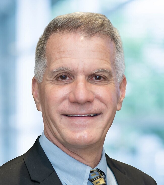 Dennis Paull
