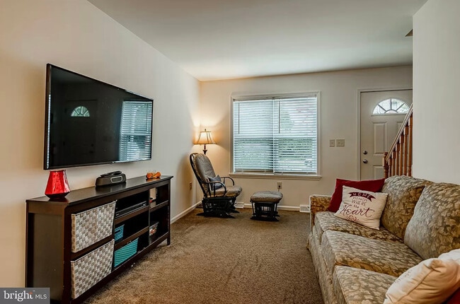 122 Belvedere Ave, Reading, PA 19611 - photo 4