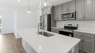 121 Courthouse Dr, Martinsburg, WV 25404