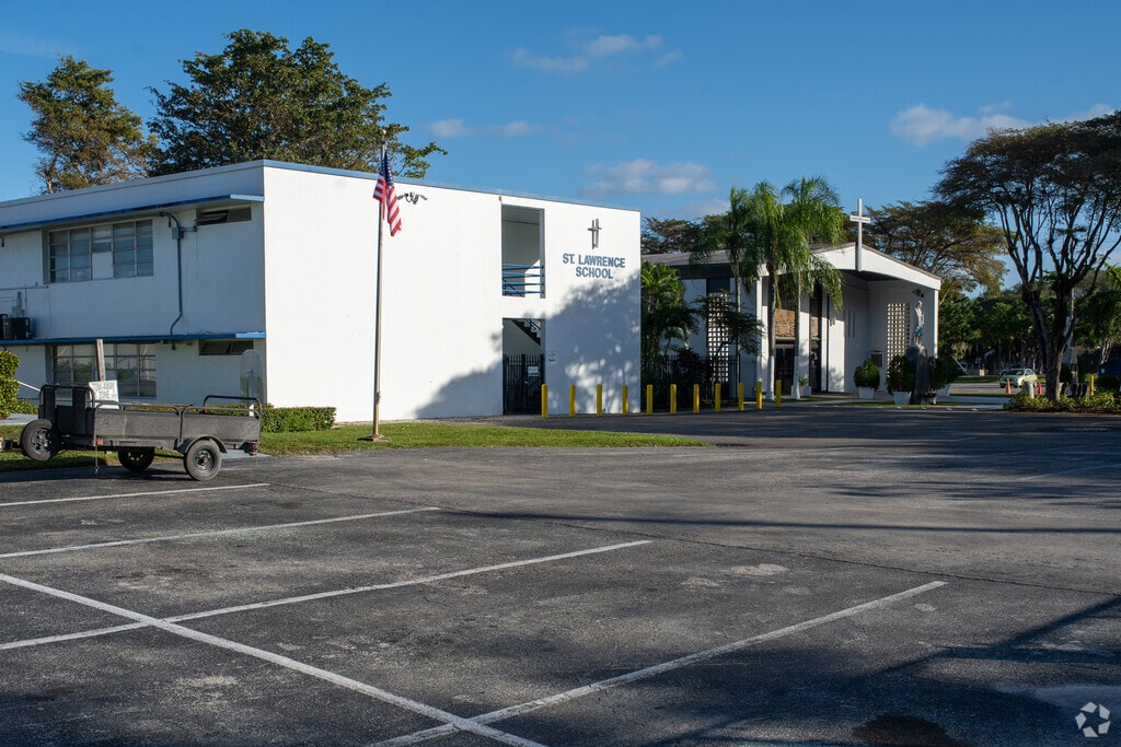 St Lawrence Elementary School provides education in the neighborhood of 
Ojus.