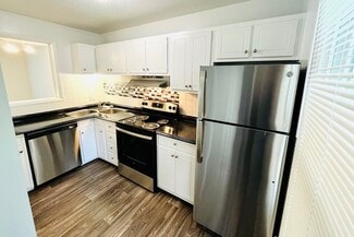 1500 Zuider Zee Ct, Winston-Salem, NC 27127