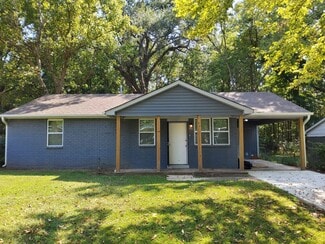 3709 Royal Wood Dr, Memphis, TN 38128