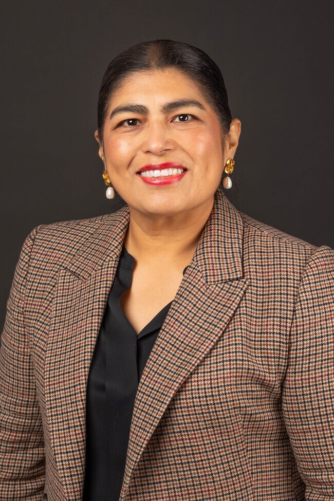 Diana Sifuentes