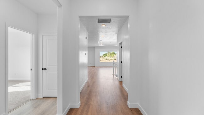 573 S Foundation Trail, Cedar City, UT 84720 - photo 2