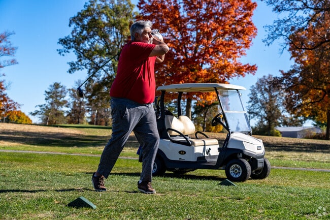 Residents of Downtown Marion can enjoy playing a round of golf at the Elks Lodge & Golf Course.