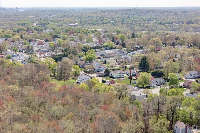 A mixture of homes sizes and styles abound in Valley Falls.