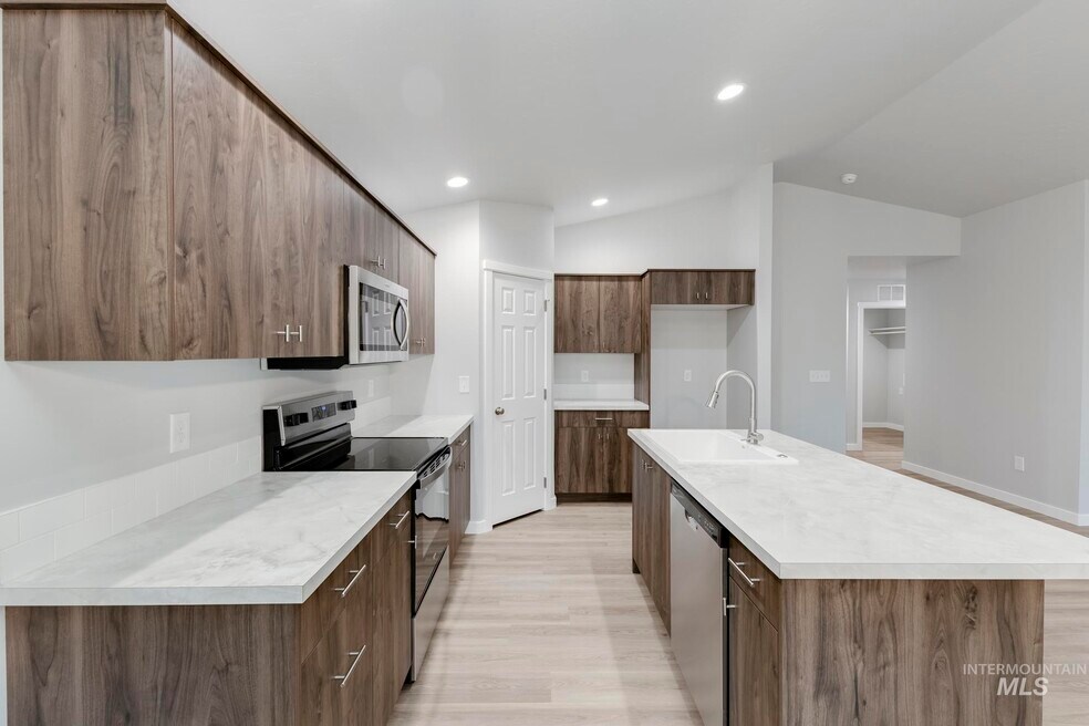 1556 Dyer St, Middleton, ID 83644 - photo 1