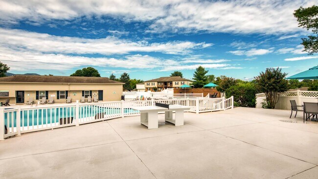 The Everett, Roanoke, VA 24018 - photo 6