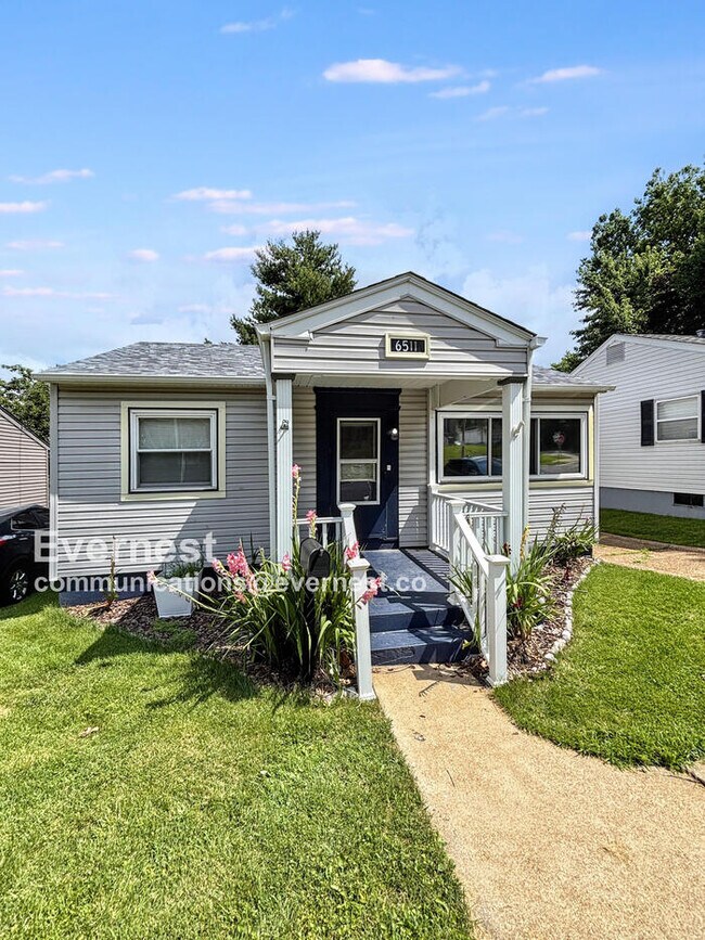 6511 Southwest Ave, St. Louis, MO 63139
