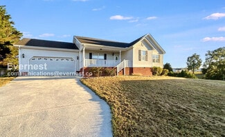 55 Lost Creek Dr, Ringgold, GA 30736