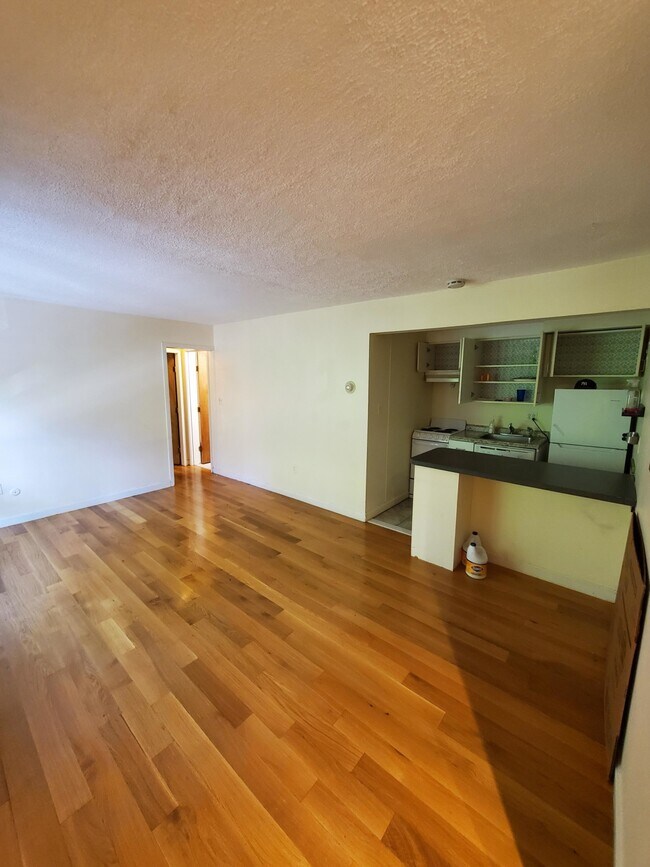 95 Trowbridge St Unit 22, Cambridge, MA 02138