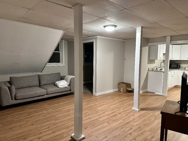 34 Brook St unit 3N, Manchester, NH 03104 - photo 5