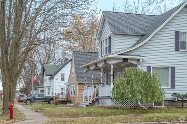 A variety of home styles can be found in Baldwin.