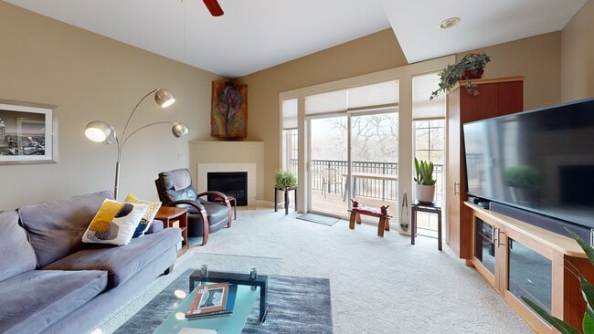 Bear Valley Park Condominiums unit 212, Denver, CO 80227 - photo 2
