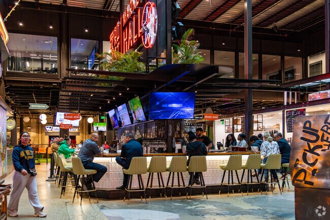 3rd Street Market Hall has a variety of food options at The Avenue near North Divison.