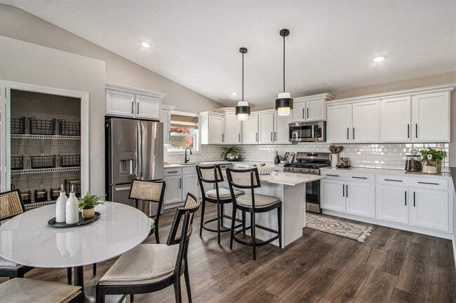 1069 Ridgetop Cir, Kalamazoo, MI 49009 - photo 7