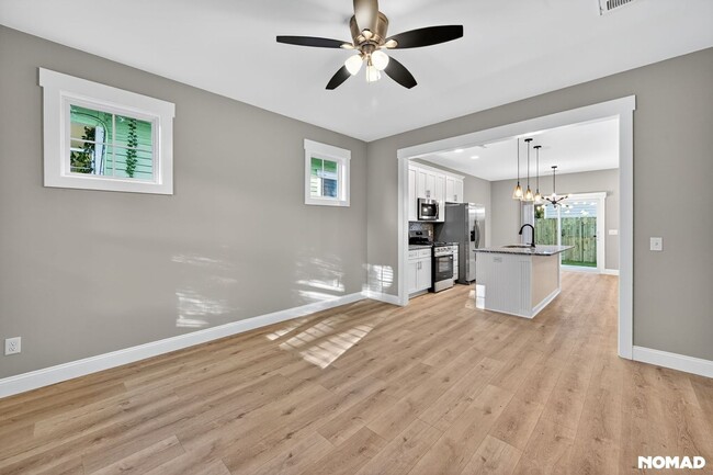 1307 S 4th St, Wilmington, NC 28401 - photo 6