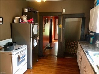 309 5th St, Lowell, OH 45744