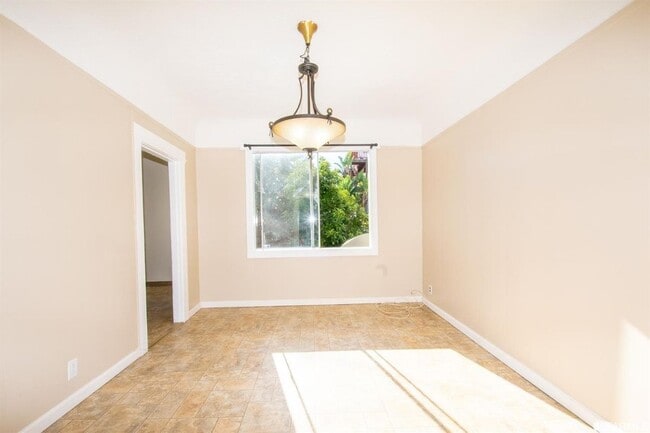 3175 24th St, San Francisco, CA 94110 - photo 7