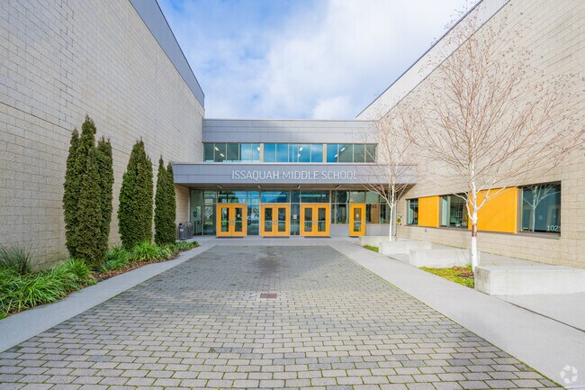 Issaquah Middle School is a top rated school in Gilman.