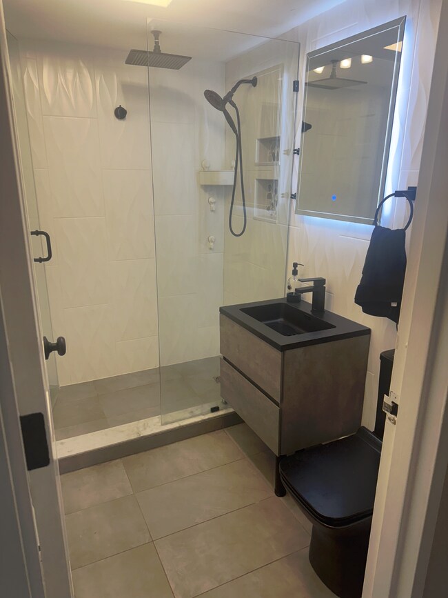 560 Commonwealth Ave unit Fenway Apartment, Boston, MA 02215 - photo 7