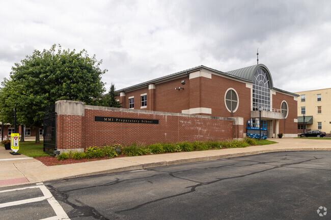 The student-teacher ratio at MMI Preparatory School is 8 to 1.