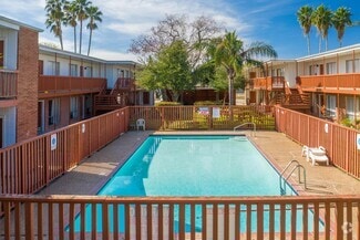 4100 Wildcat Dr, Portland, TX 78374