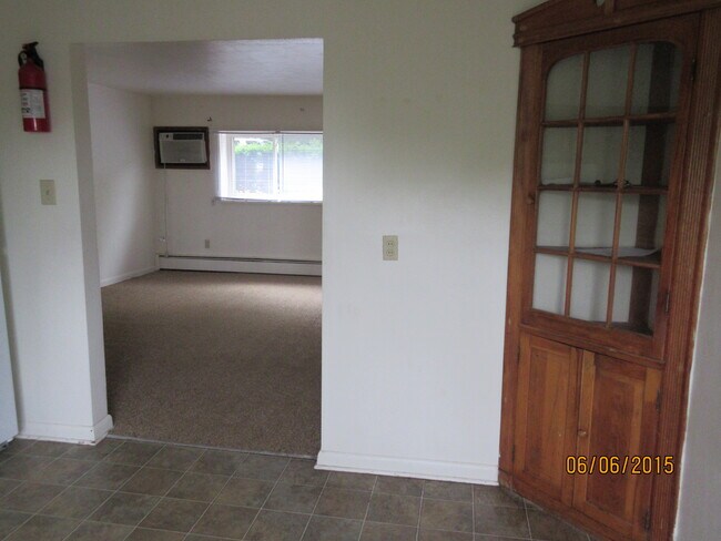 540 Imo Dr unit 2, Dayton, OH 45405 - photo 6