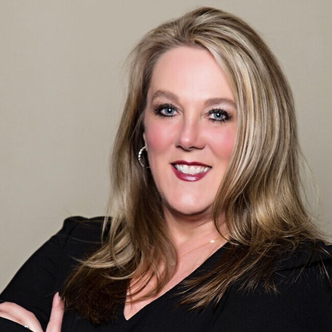 Shelley Rowe