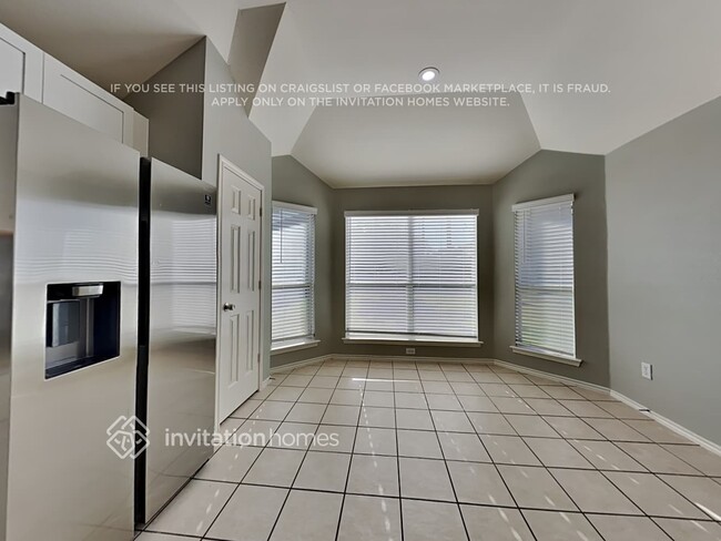 2919 Crystal Way, Grand Prairie, TX 75052 - photo 7