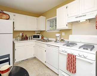 23399 Haggerty Rd, Novi, MI 48375