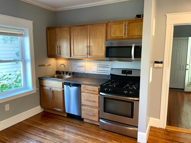 67 Wheatland St unit 1, Somerville, MA 02145 - photo 2