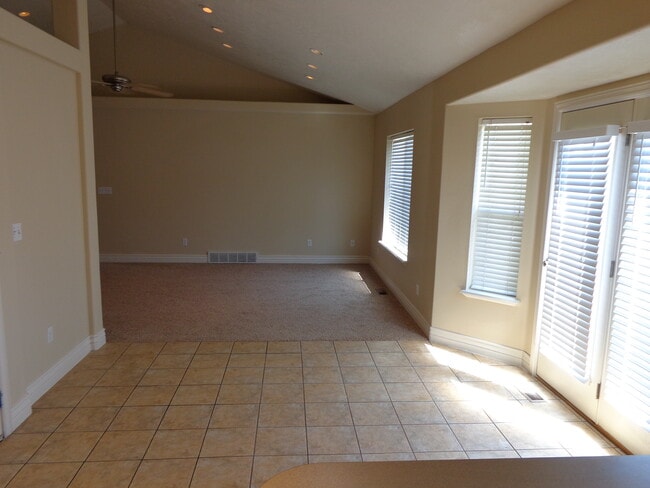 465 W 1780 N, Orem, UT 84057 - photo 4