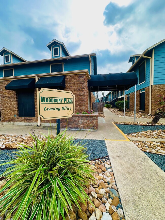 802 Barry St, Corpus Christi, TX 78411