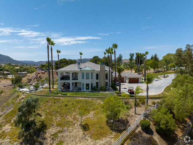 Second story porches allow for panoramic views of Los Ranchitos' sunsets.