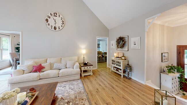 15 Split Oak Dr SW, Cartersville, GA 30120 - photo 2