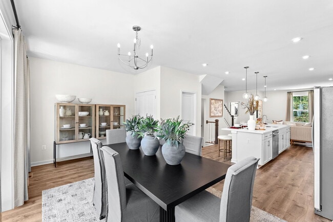 17958 Alicia Ave, Dumfries, VA 22026 - photo 6