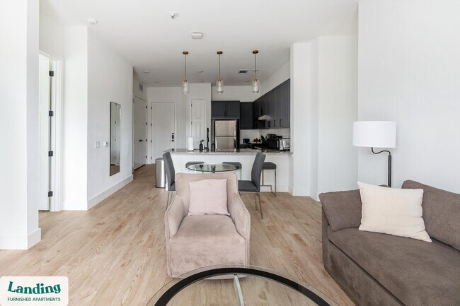 650 E Sycamore St unit 3101, Denton, TX 76201 - photo 4