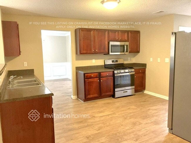 5853 Black Top Way, Fairburn, GA 30213 - photo 6