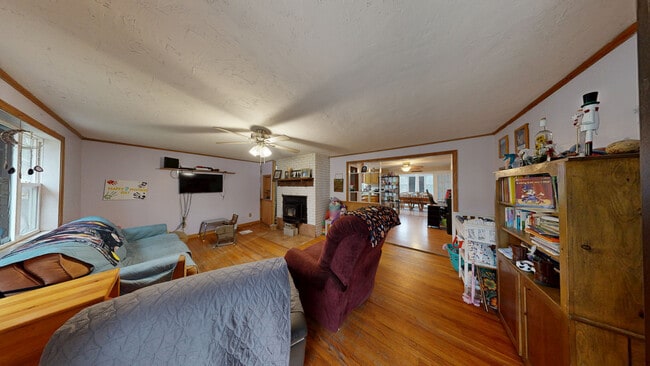 6 Kimball Hill Rd, Holland, MA 01521 - photo 2