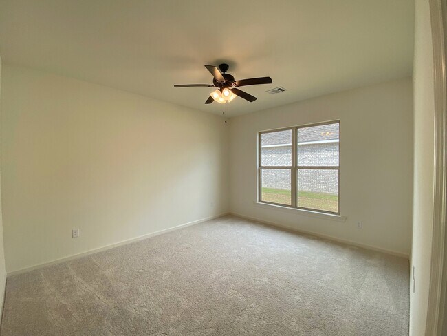 306 Sophie Dr, Houma, LA 70364 - photo 6