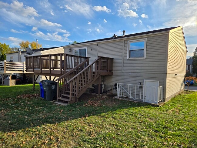 554 Logan St, Frederick, MD 21701 - photo 3